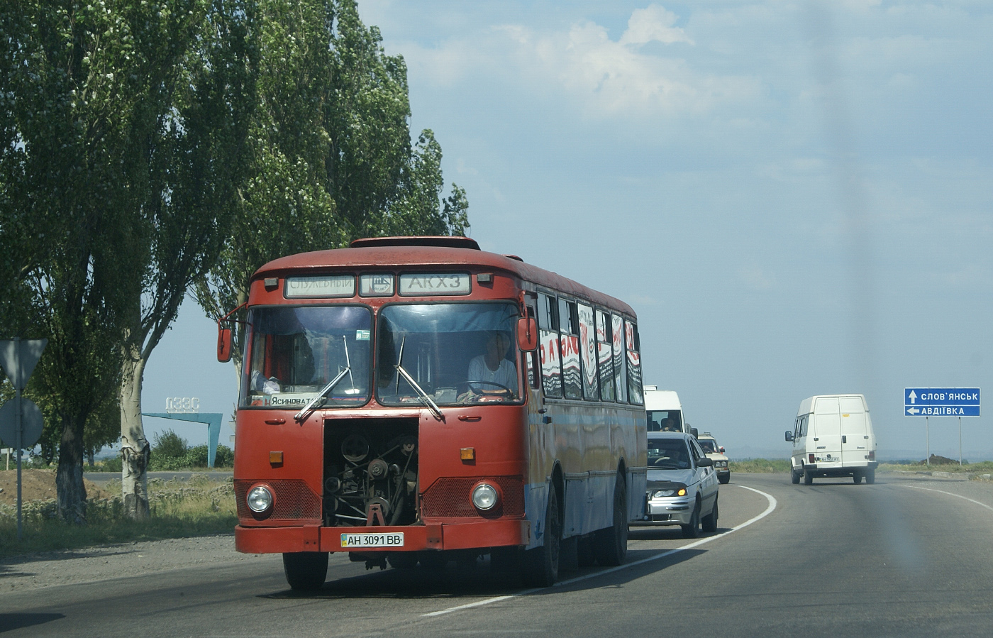 ЛиАЗ-677М №АН 3091 ВВ. Донецька область, траса Донецьк - Слов'янськ