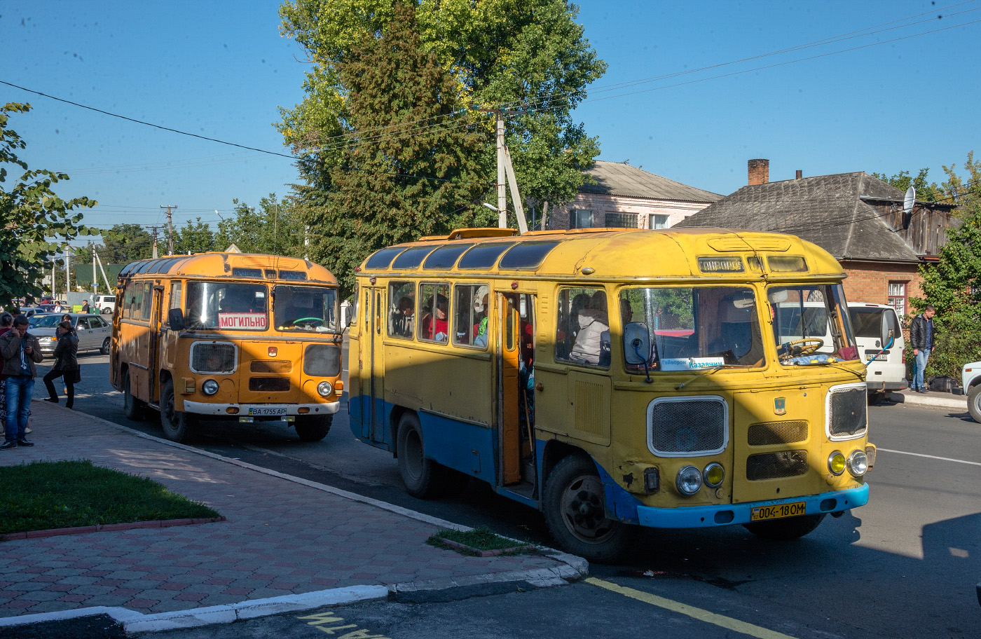 ПАЗ-672М №004-18 ОМ, маршрут Гайворон - Казавчин. Кіровоградська область, Гайворон