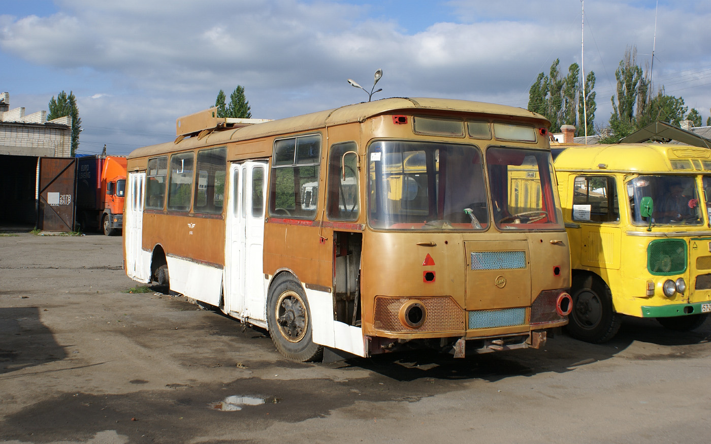 ЛиАЗ-677М, ПАЗ-672М №5728 ХММ. Хмельницька область, Славута