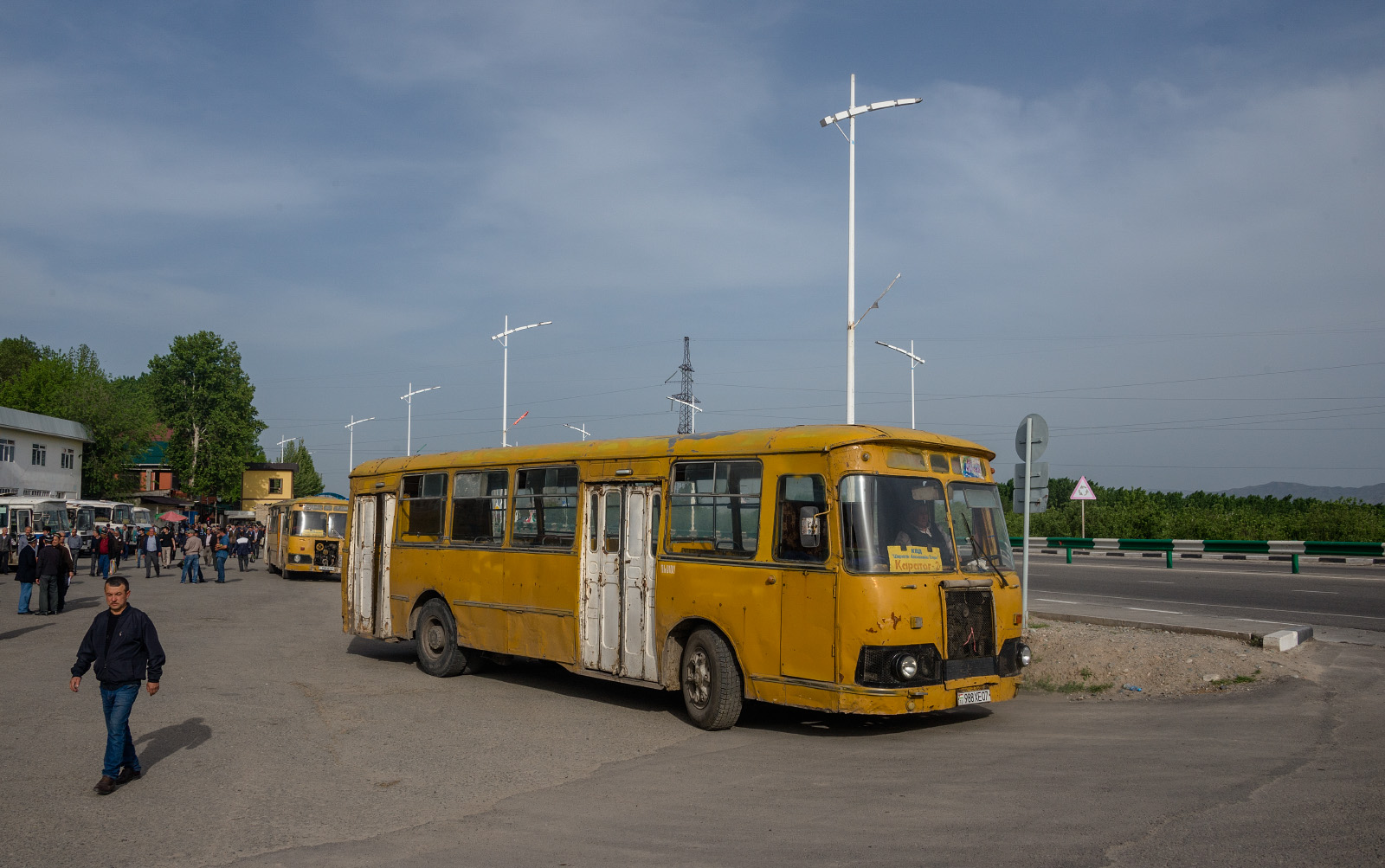 ЛиАЗ-677М №988 XE 07. Таджикістан, Турсунзаде