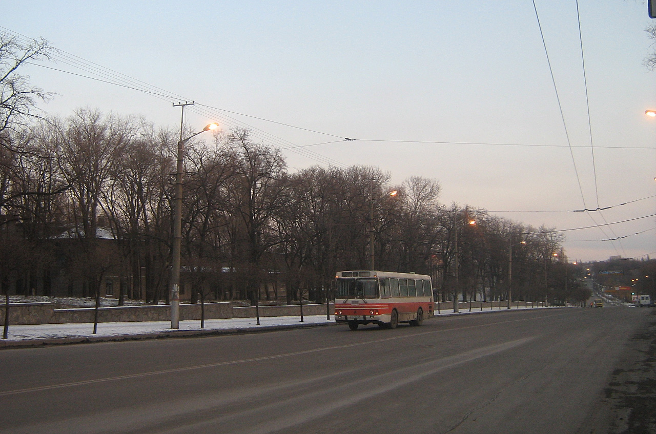 ЛАЗ-42021. Дніпропетровська область, Кривий Ріг