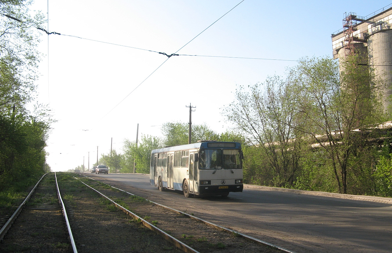 ЛАЗ 52528 №АЕ 3646 АА. Дніпропетровська область, Кривий Ріг