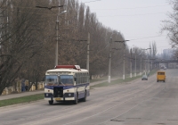 ЛиАЗ-677М №011-19 ЕА на маршруті 2. Донецька область, Краматорськ, вулиця Магістральна