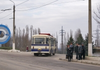 ЛиАЗ-677М №011-19 ЕА на маршруті 2. Донецька область, Краматорськ, вулиця Магістральна