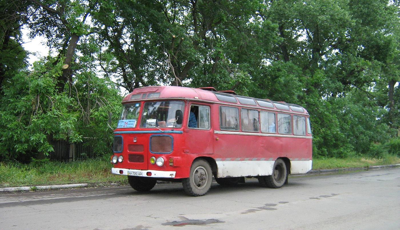 ПАЗ-672М №АН 7092 АР на маршруті 21. Донецька область, Костянтинівка