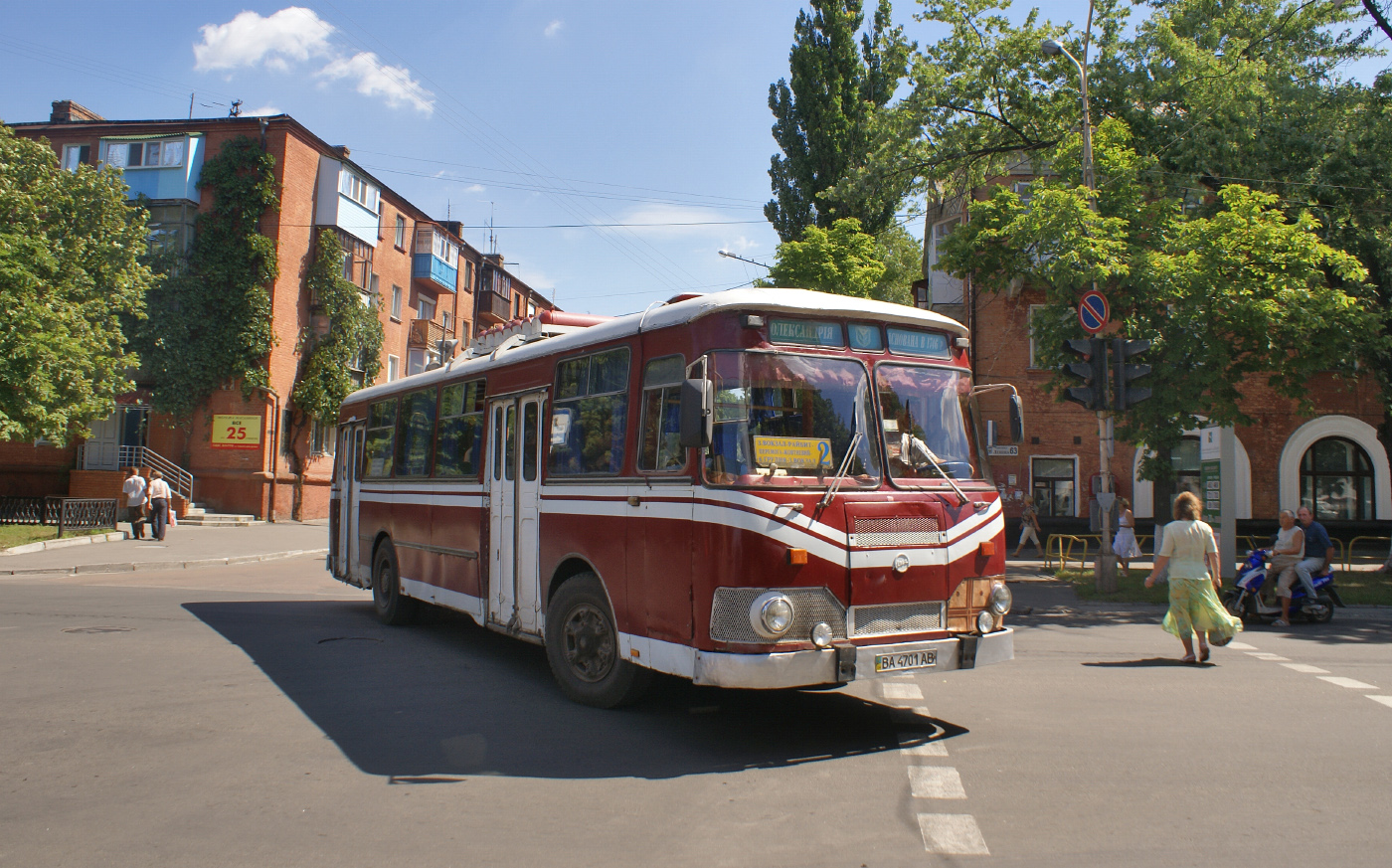 ЛиАЗ-677М №ВА 4701 АВ на маршруті 2. Кіровоградська область, Олександрія